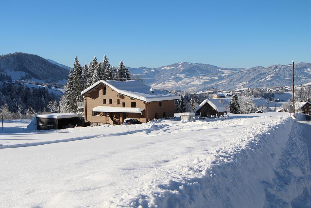 Haus Feurstein Apartamento Hittisau Exterior foto